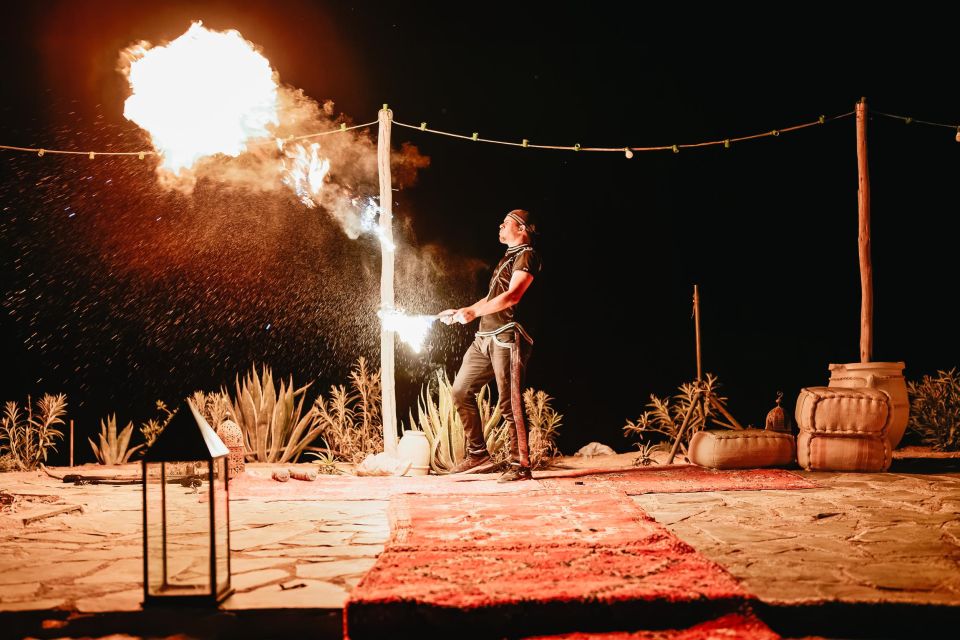 Dîner Spectacle au Bohème Agafay : Expérience Magique avec Transfert Privé depuis Marrakech